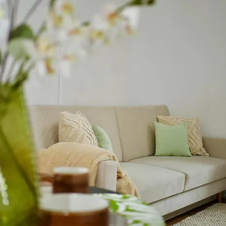 Stilvolle Eg-wohnung Im Zentrum Lägenhet Stuttgart