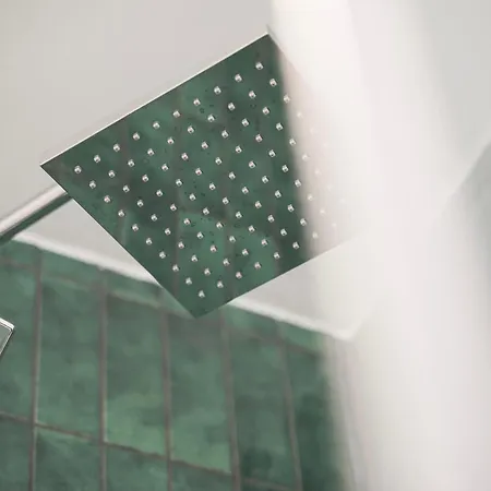 Stilvolle Eg-wohnung Im Zentrum