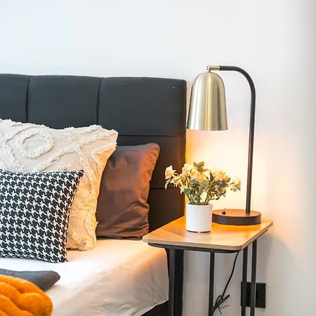 Stilvolle Eg-wohnung Im Zentrum