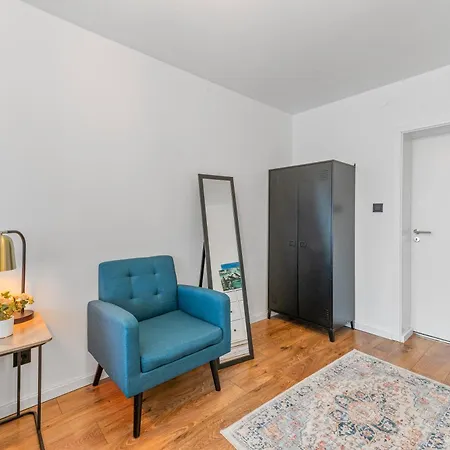 Stilvolle Eg-wohnung Im Zentrum * Stuttgart