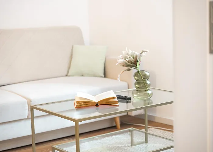 Daire Stilvolle Eg-wohnung Im Zentrum Stuttgart