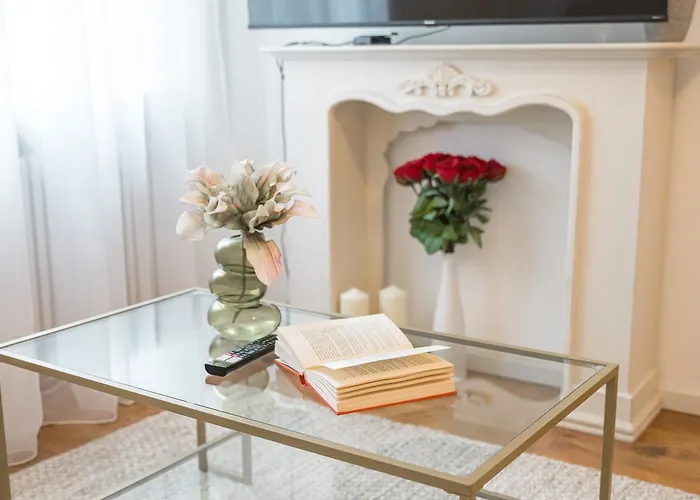 Stilvolle Eg-wohnung Im Zentrum Daire