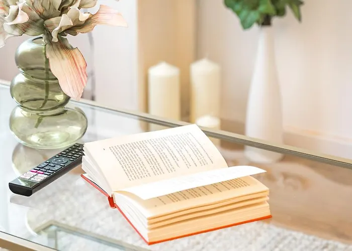 Stilvolle Eg-wohnung Im Zentrum Daire