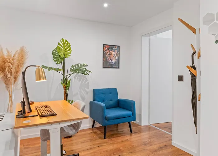 Stilvolle Eg-wohnung Im Zentrum Daire