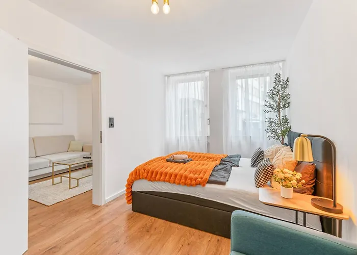 Stilvolle Eg-wohnung Im Zentrum *