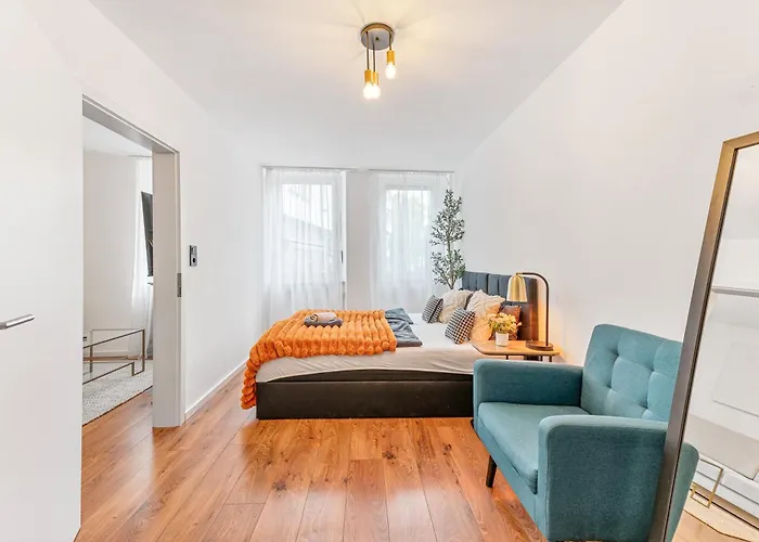 Stilvolle Eg-wohnung Im Zentrum * Stuttgart