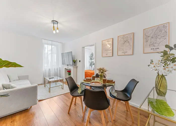 Stilvolle Eg-wohnung Im Zentrum Daire