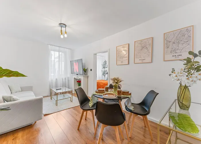 Stilvolle Eg-wohnung Im Zentrum