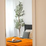 Stilvolle Eg-wohnung Im Zentrum * Stuttgart