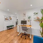 Stilvolle Eg-wohnung Im Zentrum * Stuttgart