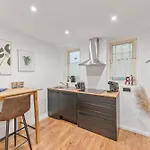 Stilvolle Eg-wohnung Im Zentrum Appartement *
