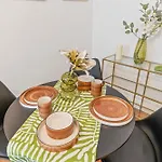 Appartement Stilvolle Eg-wohnung Im Zentrum *