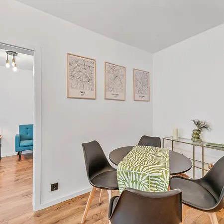 Stilvolle Eg-wohnung Im Zentrum * Estugarda