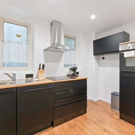 Apartamento Brunnenstrasse 13 *