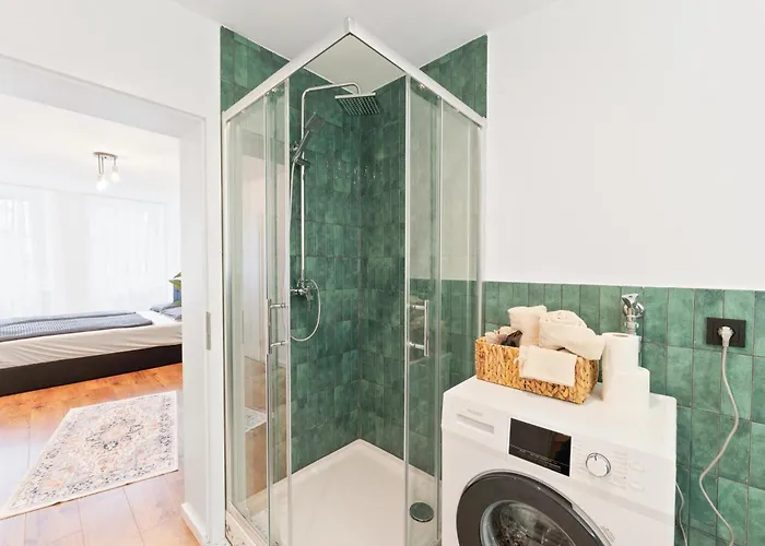 Stilvolle Eg-wohnung Im Zentrum Apartment